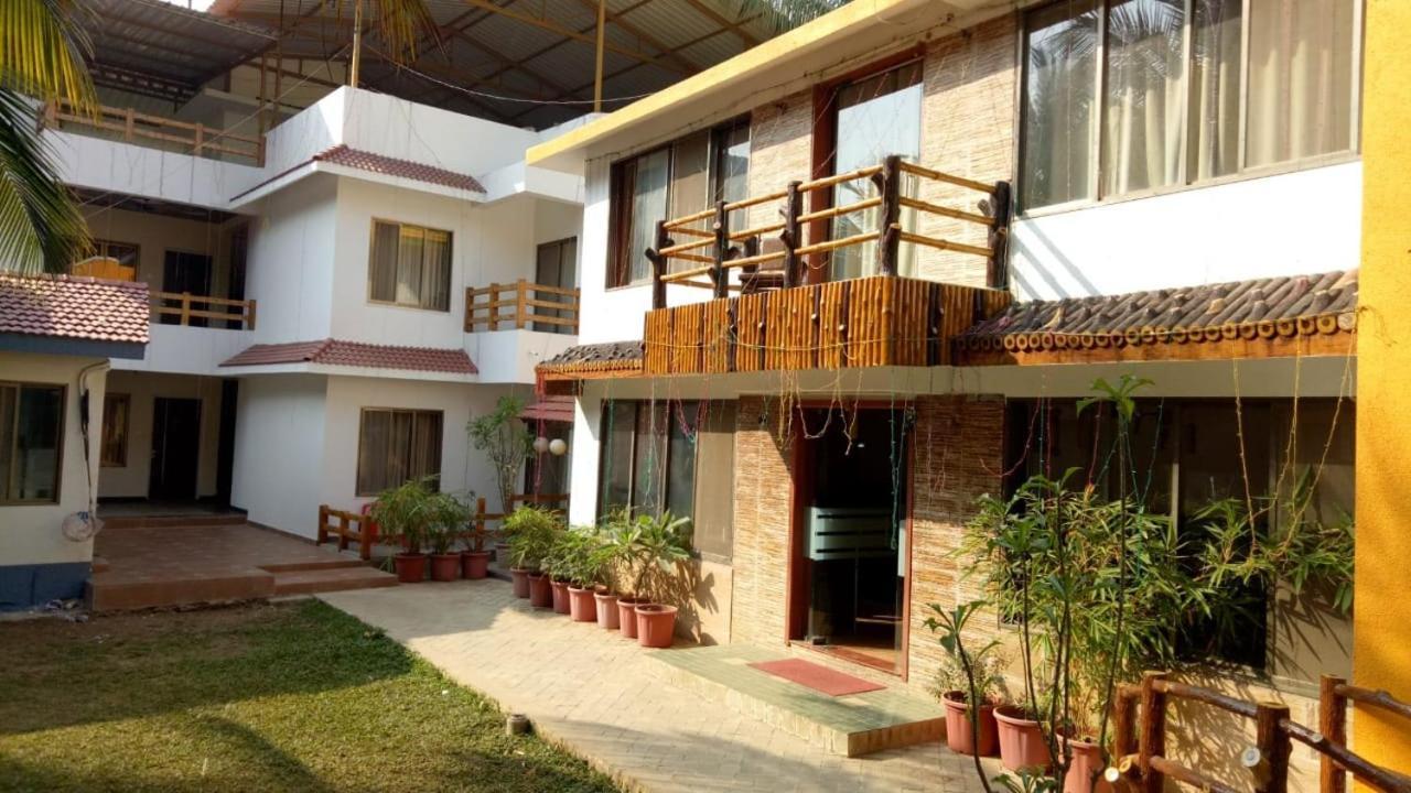 Ruturaj Inn アリバグ エクステリア 写真