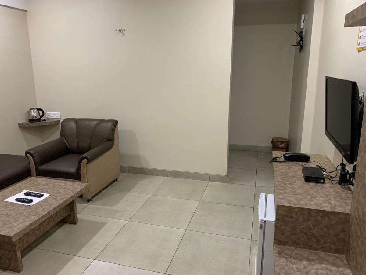 Ruturaj Inn アリバグ エクステリア 写真