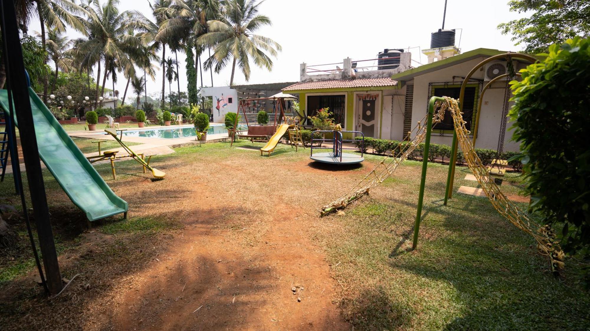 Ruturaj Inn アリバグ エクステリア 写真